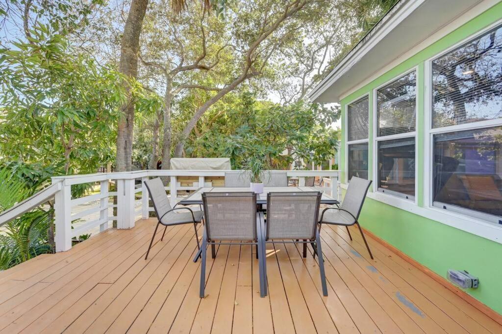 Enchanting 2Br/1Ba Casita 2 Blocks To Beach Villa Deerfield Beach Eksteriør billede